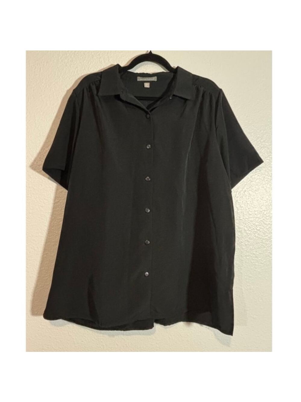 Woman Within Plus Size 18/20 Black Button-Up Short Sleeve Collared Shirt